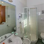 Near Vineyards Pool *