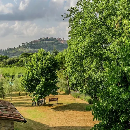 Near Vineyards Pool Montepulciano Stazione